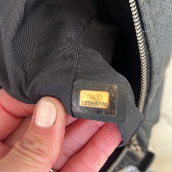 CHANEL Paris duffle bag - Picture 8 of 17